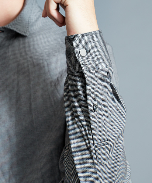 5351 POUR LES HOMMES（ゴーサンゴーイチプールオム）の「ハウンドトゥースジャージーシャツ（シャツ/ブラウス・メンズ・チャコールグレー/グレー・44/46/48/50）」の8枚目の写真