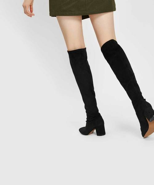 CHARLES & KEITH(チャールズ & キース)の「クラシックニーブーツ / Classic Knee Boots(ブーツ・レディース・ブラック/パープル・23cm/23.5cm/24.5cm/25cm)」の3枚目の写真