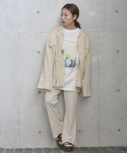 w closet（ダブルクローゼット）の「フラワーフォトプリント入りBigTee（Tシャツ/カットソー・レディース・オフホワイト/ライトグリーン/スモークグレー・FREE）」の10枚目の写真