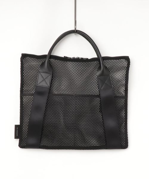 SYNG(シング)の「SQOARE TOTE M ( NYLON MESH ) スクエアトート トート M( ナイロンメッシュ )(トートバッグ・メンズ・ベージュ/グレー/ブラック/レッド・FREE)」の7枚目の写真