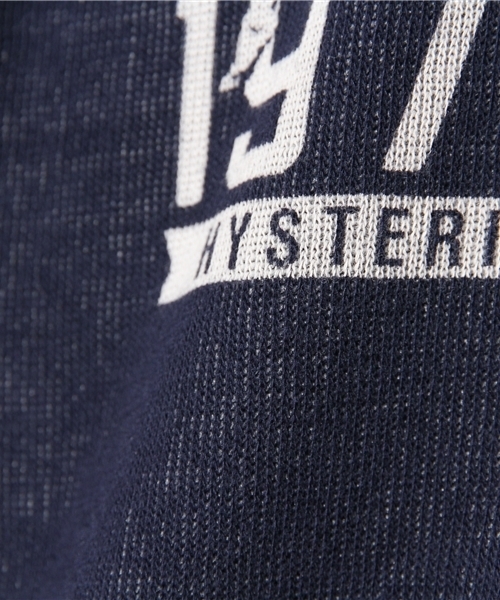 HYSTERIC GLAMOUR（ヒステリックグラマー）の「COLLEGE #2 pt VネックT-SH（Tシャツ/カットソー・メンズ・ピンク/ネイビー/チャコールグレー・LARGE/MEDIUM/SMALL）」の10枚目の写真