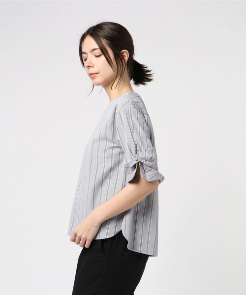 INTERPLANET（インタープラネット）の「袖デザインブラウス（シャツ/ブラウス・レディース・オフホワイト/ブラック/ベージュ/ブルー・FREE）」の5枚目の写真