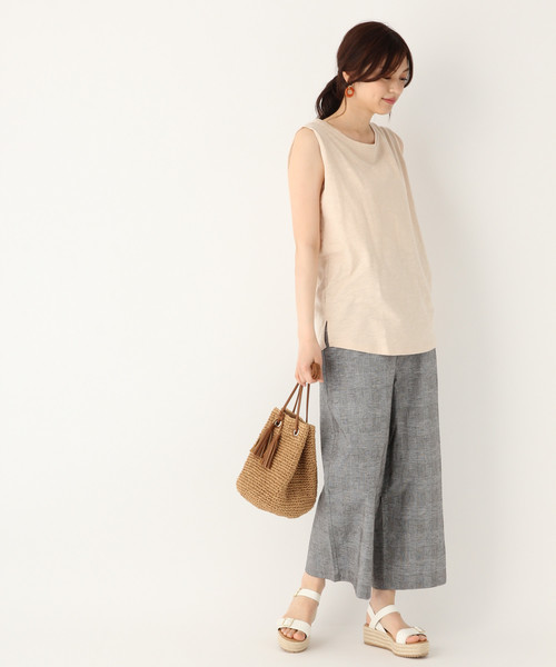 GLOBAL WORK（グローバルワーク）の「スラブテンジクノースリーブ【UVケア】/836570（Tシャツ/カットソー・レディース・ホワイト/ブラック/ベージュ/イエロー・MEDIUM/LARGE）」の7枚目の写真