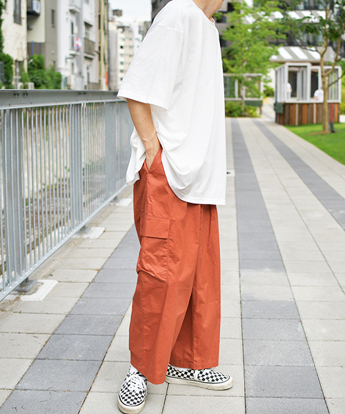 kutir(クティール)の「ワイドカーゴパンツ(カーゴパンツ・メンズ・ベージュ/レッド/カーキ・SMALL/MEDIUM/LARGE)」の9枚目の写真