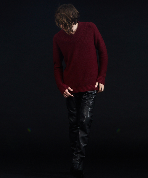 5351 POUR LES HOMMES(ゴーサンゴーイチプールオム)の「カシミヤソロ変形Vネックニット(ニット/セーター・メンズ・ブラック/グレー/ワイン・44/46/48/50)」の17枚目の写真