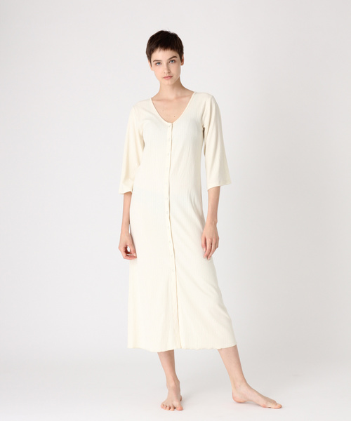 bijorie（ビジュリィ）の「スナップボタン／ロングワンピース（ワンピース・レディース・アイボリー/ネイビー・FREE）」の3枚目の写真