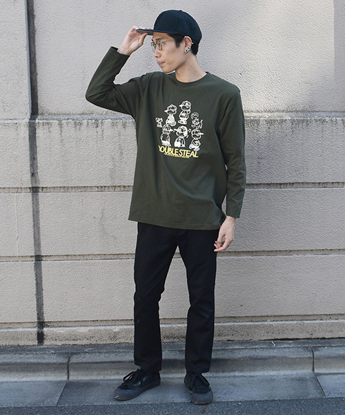 DOUBLE STEAL（ダブルスティール）の「Many DOUBZ　長袖Tシャツ（Tシャツ/カットソー・メンズ・ホワイト×レッド/ホワイト×グリーン/ブラック×レッド/ダークグリーン・XX-LARGE/MEDIUM/LARGE/X-LARGE）」の7枚目の写真
