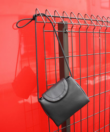 BEAURE ヴュレ カウレザー ポシェット