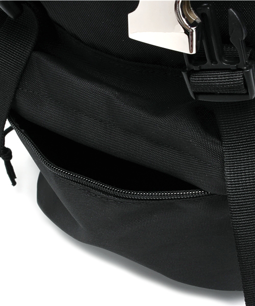 WEGO（ウィゴー）の「WEGO/ブラックバックパック（バックパック/リュック・メンズ・ブラック/その他1・FREE）」の7枚目の写真