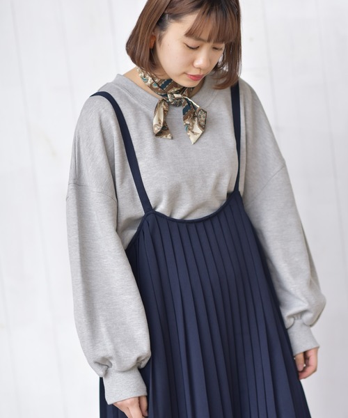 rps(アールピーエス)の「ボリューム袖裏毛プルオーバー(スウェット・レディース・カーキ/ブルー/アイボリー/モカ/杢グレー・M)」の3枚目の写真