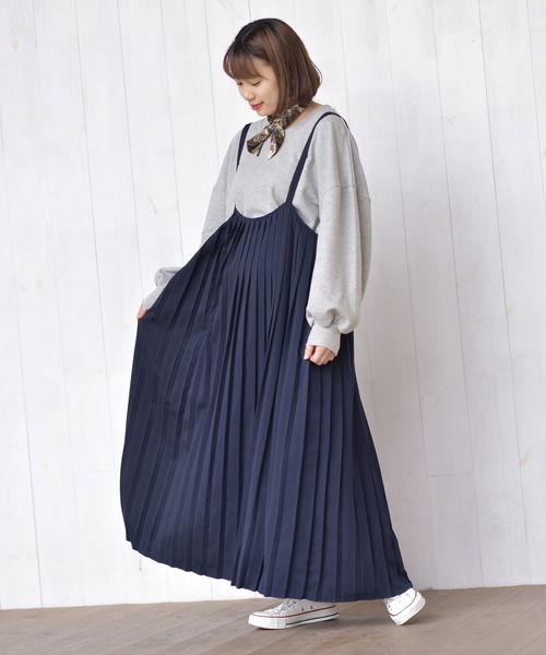 rps(アールピーエス)の「ボリューム袖裏毛プルオーバー(スウェット・レディース・カーキ/ブルー/アイボリー/モカ/杢グレー・M)」の12枚目の写真