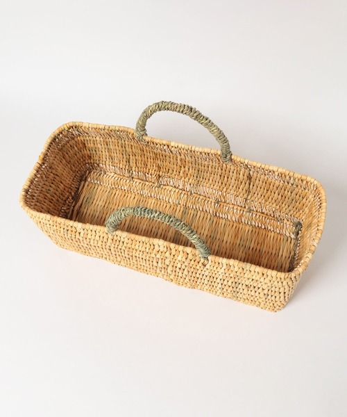 URBAN RESEARCH DOORS（アーバンリサーチドアーズ）の「アフリカンスクエア　ストロー横長かごL（インテリア雑貨・レディース・その他・LARGE）」の2枚目の写真