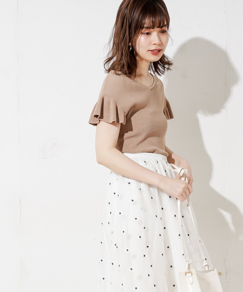 natural couture（ナチュラルクチュール）の「前後2WAYお上品フリル袖プルオーバー（ニット/セーター・レディース・ブラック/ベージュ/グリーン/レンガ・FREE）」の3枚目の写真