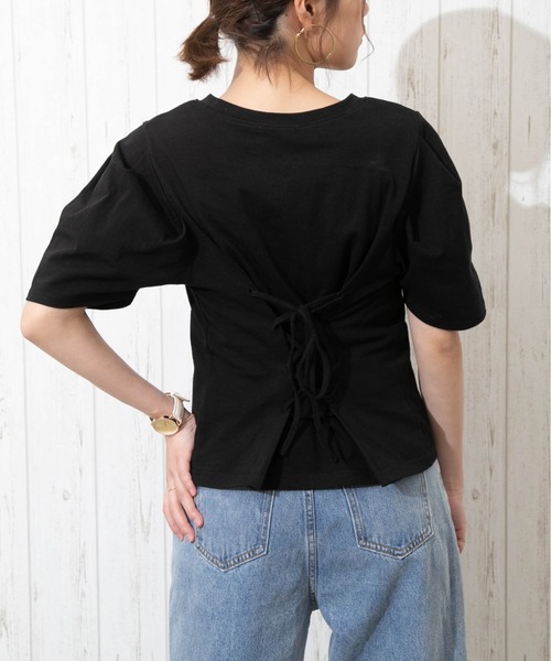 SpRay(スプレイ)の「BACK スピンドル Tシャツ(Tシャツ/カットソー・レディース・ブラック/オフホワイト/ブルー/ライトパープル/グレイッシュベージュ・FREE)」の3枚目の写真