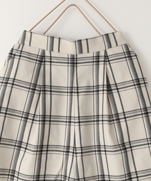 LOWRYS FARM（ローリーズファーム）の「ウールライクチェックパンツ　897918（その他パンツ・キッズ・ダークブラウン/アイボリー・MEDIUM/LARGE/X-LARGE）」の4枚目の写真