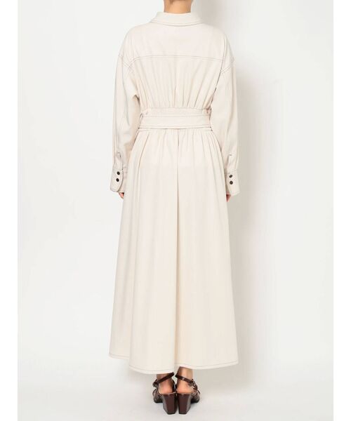 dazzlin（ダズリン）の「ステッチアートシャツワンピース（ワンピース・レディース・イエロー/インディゴブルー/アイボリー・FREE）」の17枚目の写真