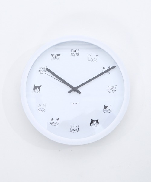 松尾ミユキ（マツオミユキ）の「キャットフェイス壁掛け時計（掛け時計・レディース・グレー/ホワイト/ベージュ・MEDIUM）」の4枚目の写真