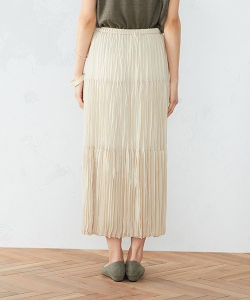 COMME CA ISM（コムサイズム）の「ワッシャープリーツ・ティアード スカート（スカート・レディース・ベージュ/ブラウン/レンガ・SMALL/MEDIUM/LARGE）」の9枚目の写真