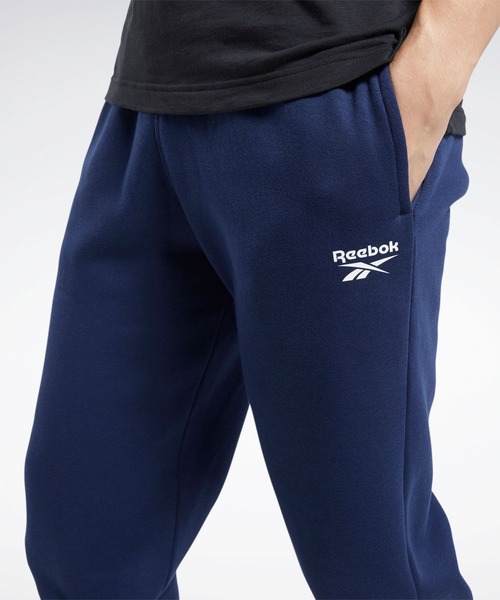 Reebok（リーボック）の「フリースパンツ / TE FLC Cuffed Pant（スウェットパンツ・メンズ・ブラック/ネイビー/ヘザーグレー・SMALL/MEDIUM/LARGE/X-LARGE/XX-LARGE）」の7枚目の写真