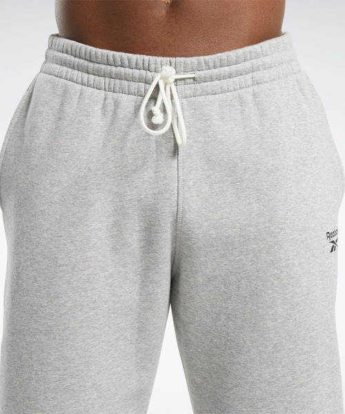 Reebok（リーボック）の「フリースパンツ / TE FLC Cuffed Pant（スウェットパンツ・メンズ・ブラック/ネイビー/ヘザーグレー・SMALL/MEDIUM/LARGE/X-LARGE/XX-LARGE）」の6枚目の写真