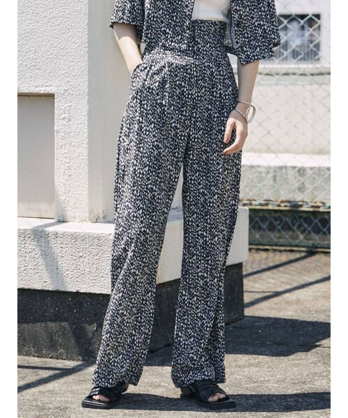 EMODA（エモダ）の「ハイウエストワイドパンツ（その他パンツ・レディース・グレー/ブラック/ピンク/その他・SMALL/MEDIUM）」の8枚目の写真