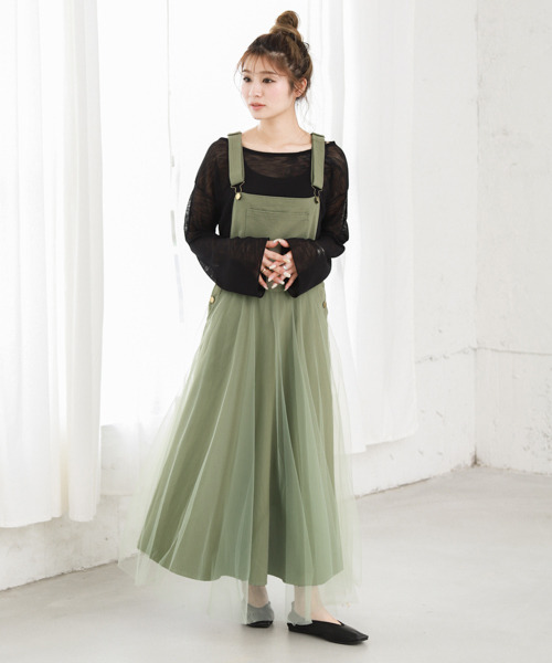 La-gemme(ラジェム)の「チュールドッキングデニムジャンパースカート(サロペット/オーバーオール・レディース・ネイビー/アイボリー/ベージュ/オリーブ/ブラック・M/L)」の4枚目の写真