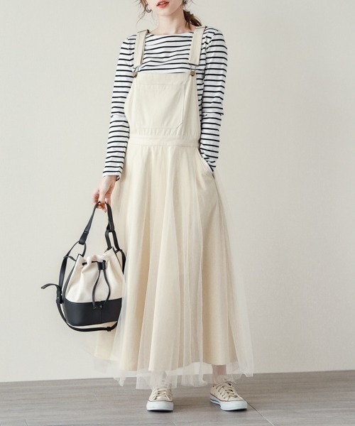 La-gemme(ラジェム)の「チュールドッキングデニムジャンパースカート(サロペット/オーバーオール・レディース・ネイビー/アイボリー/ベージュ/オリーブ/ブラック・M/L)」の6枚目の写真