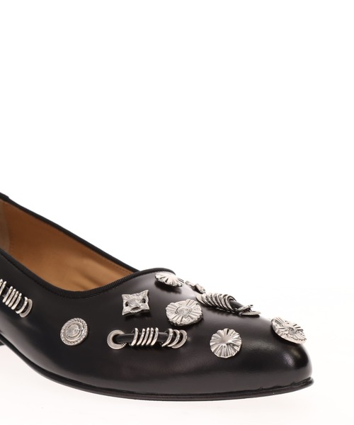 TOGA PULLA（トーガ　プルラ）の「TOGA PULLA "BLACK POLID”シューズ（パンプス・レディース・ブラック・38/39/36/37/35）」の7枚目の写真