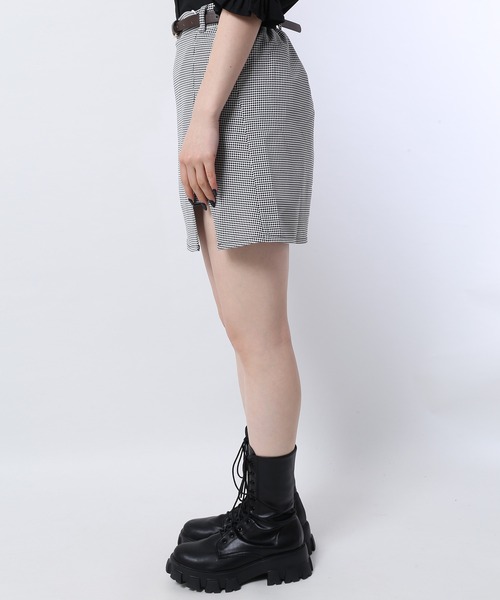 WC(ダブル シー)の「ミニギンガムスリットスカパン(スカート・レディース・ブラック/ブラウン/ライトパープル・FREE)」の12枚目の写真