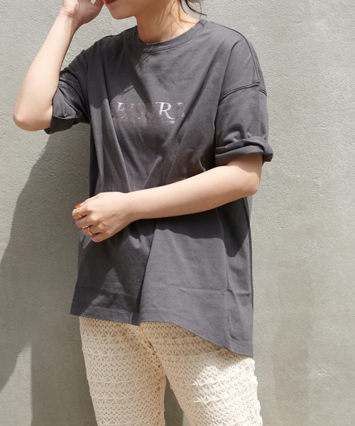 natural couture(ナチュラルクチュール)の「大人ロゴ6分袖T(Tシャツ/カットソー・レディース・オフホワイト/カーキ/サックスブルー/スミクロ・FREE)」の10枚目の写真