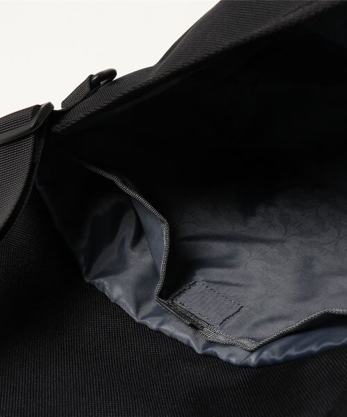 KANGOL（カンゴール）の「【 KANGOL / カンゴール 】 ワンバックル メッセンジャー バッグ（メッセンジャーバッグ・レディース・ブラック×グレー/ブラック/ベージュ・FREE）」の4枚目の写真