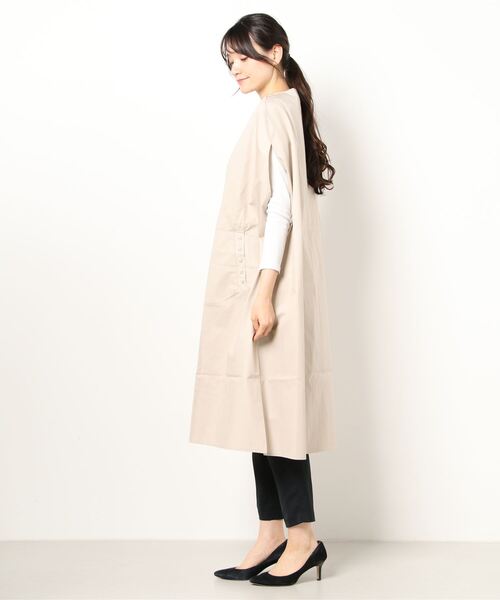 M y u（ミュー）の「ポケットパール付シャツ風トレンチロングジレ（その他アウター・レディース・ベージュ/ナチュラル・FREE）」の14枚目の写真