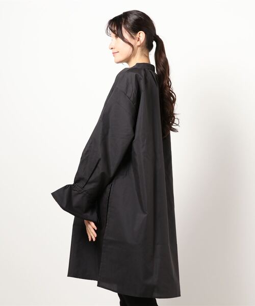 179/WG（イチナナキュウダブルジー）の「キャンディスリーブチュニックシャツ（シャツワンピース・レディース・ブラック/カーキ/オフホワイト・MEDIUM）」の20枚目の写真