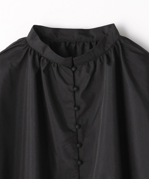 179/WG（イチナナキュウダブルジー）の「キャンディスリーブチュニックシャツ（シャツワンピース・レディース・ブラック/カーキ/オフホワイト・MEDIUM）」の8枚目の写真