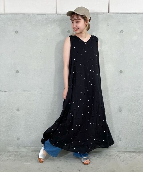 fredy repit（フレディレピ）の「両前ドット刺繍ワンピース（ワンピース・レディース・ブルー系その他7/ブラック系その他3・38）」の9枚目の写真