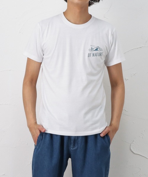 Mac-House(マックハウス)の「T-GRAPHICS ティーグラフィックス アウトドアプリント半袖Tシャツ(Tシャツ/カットソー・メンズ・ホワイト/グレー/カーキ/ブルー/ホワイト×ホワイト・S/M/L/XL)」の2枚目の写真