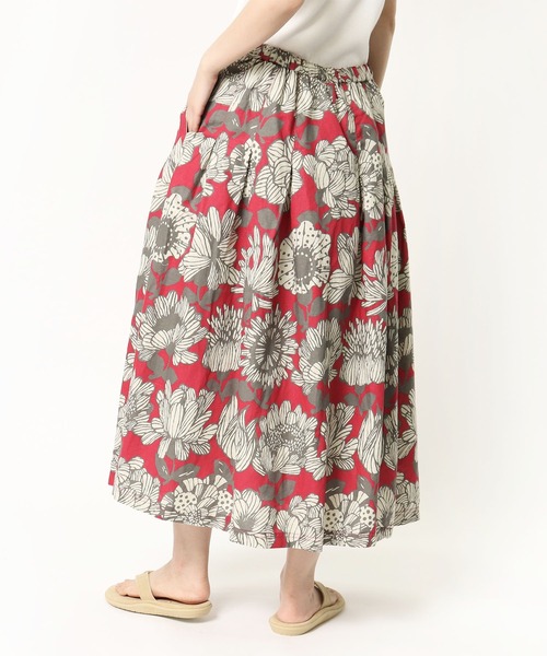 D*g*y（ディージーワイ）の「∴【 D*g*y / ディージーワイ 】大花柄 ボタニカル レトロ ロングスカート D5853（スカート・レディース・グレー/ブルー/レッド・M）」の9枚目の写真