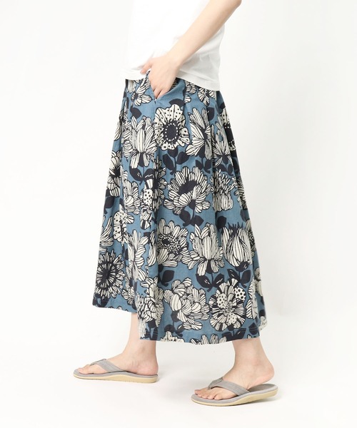 D*g*y（ディージーワイ）の「∴【 D*g*y / ディージーワイ 】大花柄 ボタニカル レトロ ロングスカート D5853（スカート・レディース・グレー/ブルー/レッド・M）」の13枚目の写真