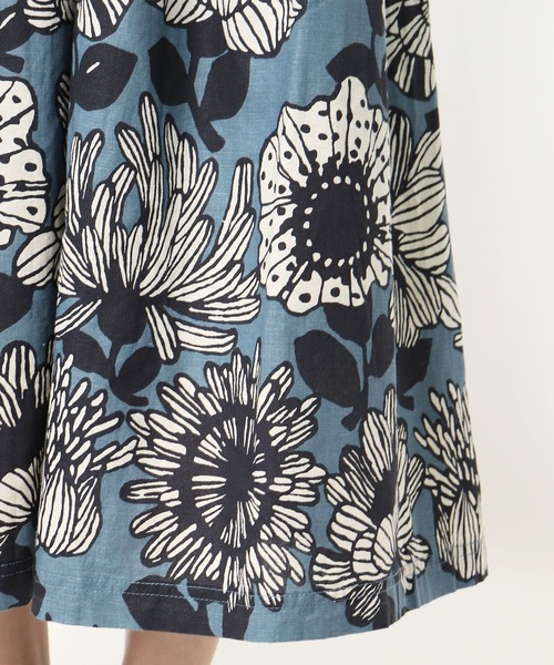 D*g*y（ディージーワイ）の「∴【 D*g*y / ディージーワイ 】大花柄 ボタニカル レトロ ロングスカート D5853（スカート・レディース・グレー/ブルー/レッド・M）」の16枚目の写真