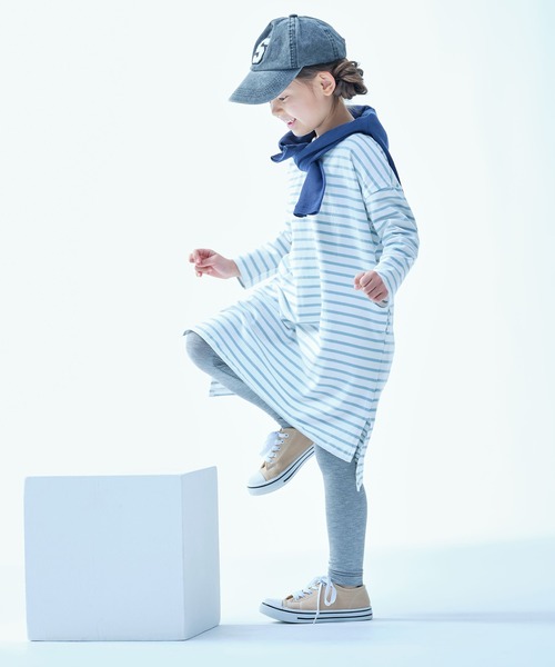 devirock（デビロック）の「ゆるっとボーダー長袖ワンピース（ワンピース・キッズ・ブラック/サックスブルー/ラベンダー/チャコール/ダークベージュ・110cm/100cm/120cm/130cm/140cm/150cm/160cm）」の16枚目の写真