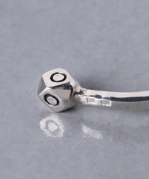 UNITED ARROWS(ユナイテッドアローズ)の「<Adawat'n Tuareg(アダワット トゥアレグ)>ISMAWM バングル(バングル/リストバンド・レディース・シルバー・FREE)」の7枚目の写真