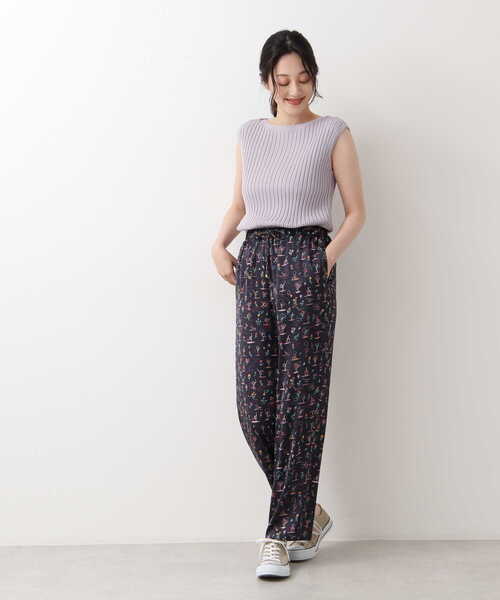 NATURAL BEAUTY BASIC（ナチュラルビューティーベーシック）の「リバティプリント　パンツ（その他パンツ・レディース・ブルー系その他6/グリーン系その他3・MEDIUM）」の6枚目の写真