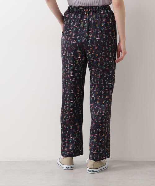 NATURAL BEAUTY BASIC（ナチュラルビューティーベーシック）の「リバティプリント　パンツ（その他パンツ・レディース・ブルー系その他6/グリーン系その他3・MEDIUM）」の7枚目の写真