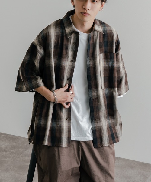 epnok（エプノック）の「サイドスリットオンブレチェックシャツ（シャツ/ブラウス・メンズ・ダークブラウン/ベージュ・SMALL/LARGE/MEDIUM）」の7枚目の写真