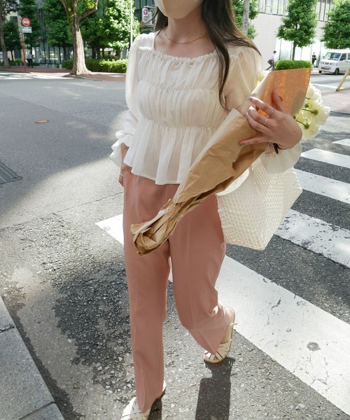 Bab（バブ）の「【Bab×KANAMI】Shirring Blouse（シャツ/ブラウス・レディース・ブラック/ピンク/アイボリー・38）」の9枚目の写真