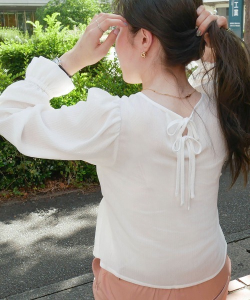 Bab（バブ）の「【Bab×KANAMI】Shirring Blouse（シャツ/ブラウス・レディース・ブラック/ピンク/アイボリー・38）」の15枚目の写真
