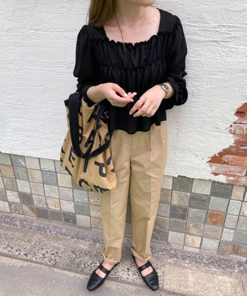 Bab（バブ）の「【Bab×KANAMI】Shirring Blouse（シャツ/ブラウス・レディース・ブラック/ピンク/アイボリー・38）」の22枚目の写真