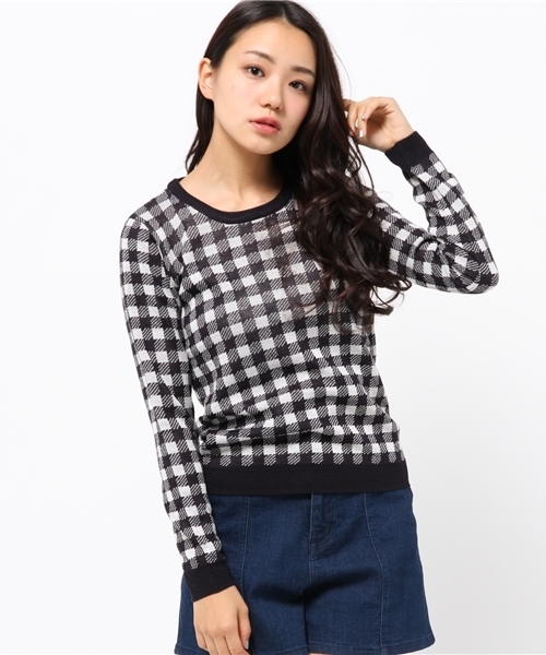 earth music&ecology（アースミュージックアンドエコロジー）の「チェックニットプルオーバー（ニット/セーター・レディース・ブラック/ライトピンク/サックスブルー/ネイビー・SMALL/MEDIUM）」の2枚目の写真