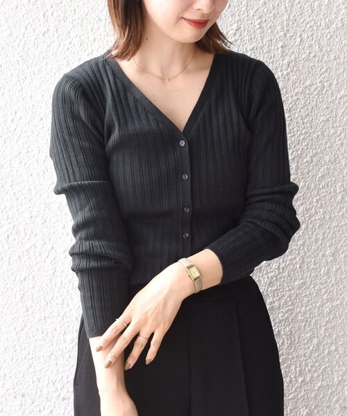 SHIPS(シップス)の「〈手洗い可能〉スイスオーガニックカーディガントップス◇(カーディガン/ボレロ・レディース・ライトブルー/ブラック/ブラウン/オフホワイト/ダークグレー・ONE SIZE)」の9枚目の写真