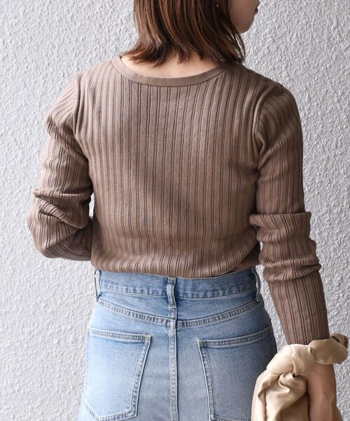 SHIPS(シップス)の「〈手洗い可能〉スイスオーガニックカーディガントップス◇(カーディガン/ボレロ・レディース・ライトブルー/ブラック/ブラウン/オフホワイト/ダークグレー・ONE SIZE)」の10枚目の写真